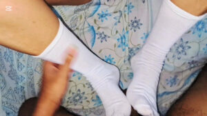 Asian Footjob Queen – Dogis Big Ass and Sexy Feet
