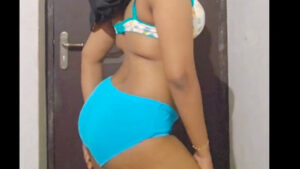 Mallu bhabhi  seductive video part 1